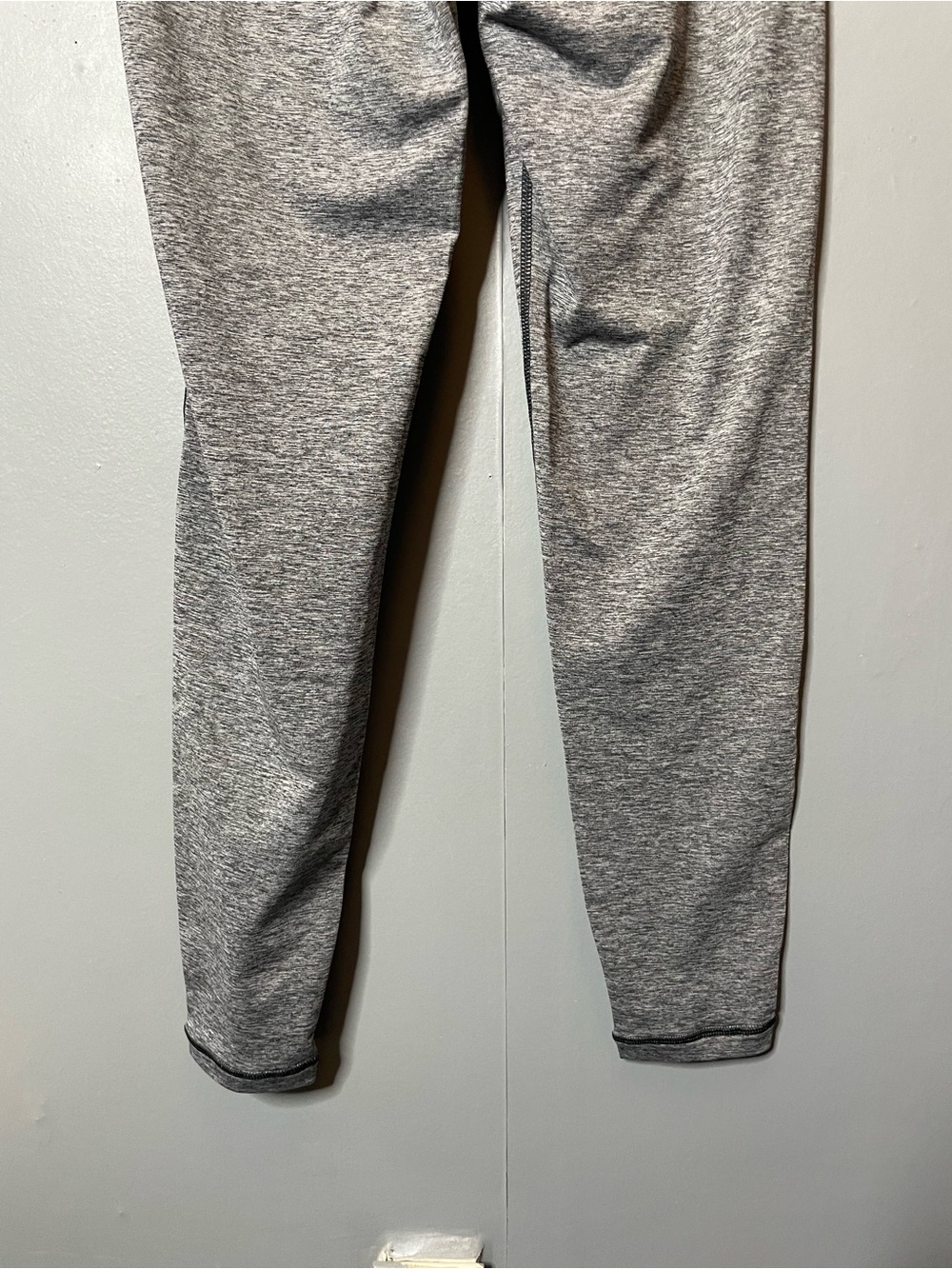 Hurley Women's Gray Knit Drawstring Active Leggings size small - Picture 8 of 12